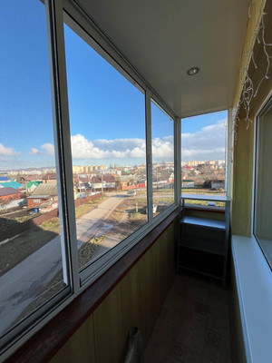 Продам трехкомнатную (3-комн.) квартиру, 21-й мкр, 12, Октябрьский г