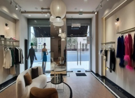 Сдам торговое помещение 95 м2, Ленинский пр-кт, 12, Москва г