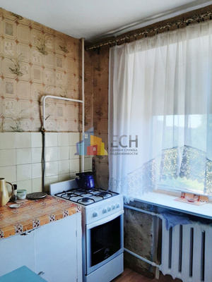 Продам двухкомнатную (2-комн.) квартиру, Садовая ул, д.12, Суворов г
