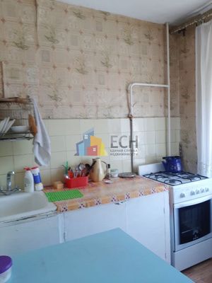 Продам двухкомнатную (2-комн.) квартиру, Садовая ул, д.12, Суворов г