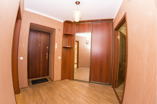 Сдам однокомнатную (1-комн.) квартиру, Пролетарская ул, 116, Россошь г