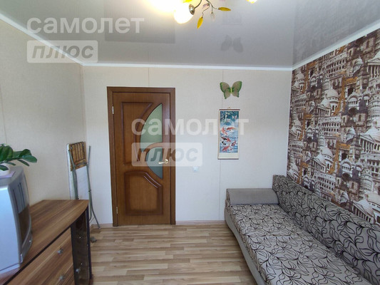 Продам трехкомнатную (3-комн.) квартиру, Ленина ул, 95, Славянск-на-Кубани г