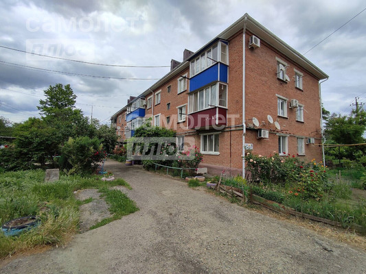 Продам трехкомнатную (3-комн.) квартиру, Донская ул, 4, Славянск-на-Кубани г