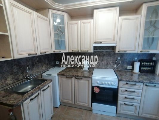 Продам двухкомнатную (2-комн.) квартиру, Купчинская ул, 14к1, Санкт-Петербург г