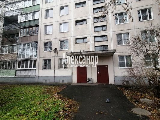 Продам двухкомнатную (2-комн.) квартиру, Купчинская ул, 14к1, Санкт-Петербург г