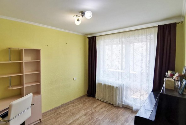 Сдам двухкомнатную (2-комн.) квартиру, 4-й мкр, 13, Пойковский пгт