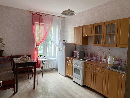 Сдам двухкомнатную (2-комн.) квартиру, Мира ул, 21, Меленки г