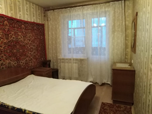 Сдам двухкомнатную (2-комн.) квартиру, Советская ул, 4а, Гай г