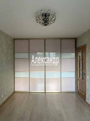Продам двухкомнатную (2-комн.) квартиру, Культуры пр-кт, 26к1, Санкт-Петербург г