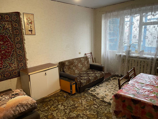 Продам однокомнатную (1-комн.) квартиру, Совхозная ул, 2, Симферополь г