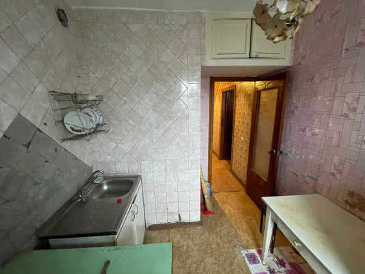 Продам однокомнатную (1-комн.) квартиру, Совхозная ул, 2, Симферополь г