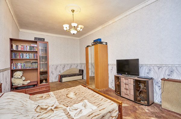 Продам трехкомнатную (3-комн.) квартиру, Черняховского ул, 1/63А, Санкт-Петербург г