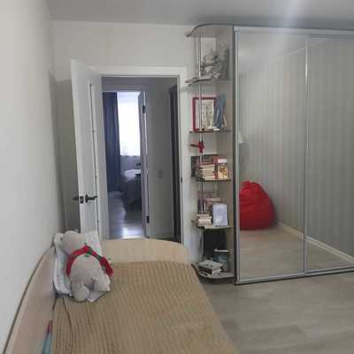 Продам двухкомнатную (2-комн.) квартиру, Короленко ул, 23, Киров г