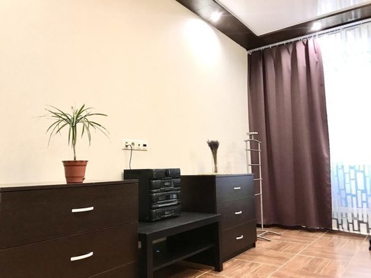 Сдам двухкомнатную (2-комн.) квартиру, Ленинградская ул, 14, Харовск г