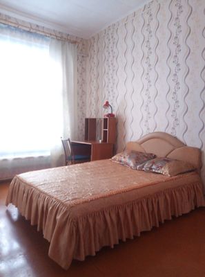 Сдам двухкомнатную (2-комн.) квартиру, Победы ул, 18, Южноуральск г
