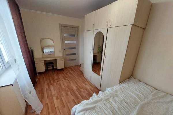 Сдам двухкомнатную (2-комн.) квартиру, Мира ул, 10, Кременки г
