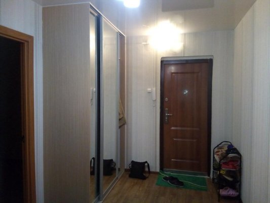 Сдам двухкомнатную (2-комн.) квартиру, Менделеева ул, 4, Энгельс г