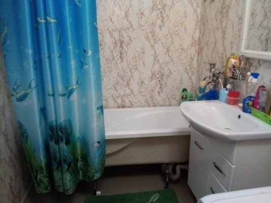 Сдам двухкомнатную (2-комн.) квартиру, Менделеева ул, 4, Энгельс г