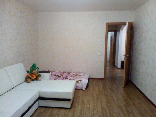 Сдам двухкомнатную (2-комн.) квартиру, Менделеева ул, 4, Энгельс г