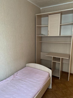 Сдам двухкомнатную (2-комн.) квартиру, Молодежная ул, 9/1, Агидель г