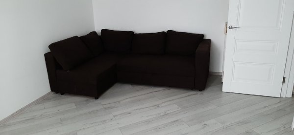 Сдам двухкомнатную (2-комн.) квартиру, Д мкр, 30, Новомичуринск г