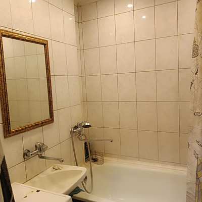 Продам двухкомнатную (2-комн.) квартиру, Екатерины Зеленко ул, 8а, Воронеж г