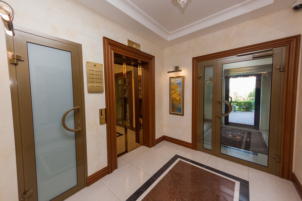 Продам многокомнатную квартиру, Озёрный (Центр р-н) пер, 2, Петрозаводск г