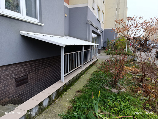 Продам коммерческое помещение 243 м2, Интернациональная ул, 5, Калининград г