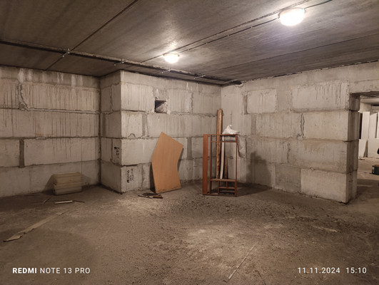 Продам коммерческое помещение 243 м2, Интернациональная ул, 5, Калининград г
