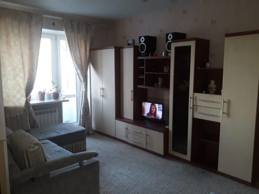 Сдам однокомнатную (1-комн.) квартиру, Романтиков ул, 9, Лангепас г