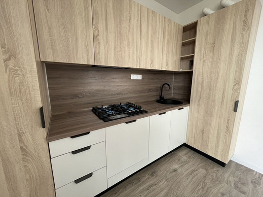 Продам двухкомнатную (2-комн.) квартиру, Николая Старшинова ул, 12к2, Супсех с