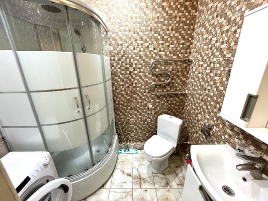 Продам однокомнатную (1-комн.) квартиру, Толстого ул, 130к1, Анапа г