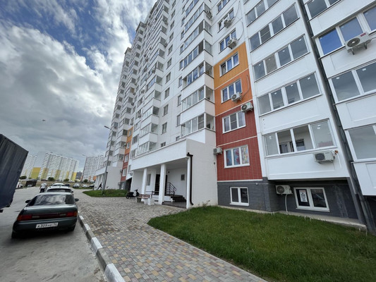 Продам двухкомнатную (2-комн.) квартиру, Адмирала Пустошкина ул, 14, Анапа г