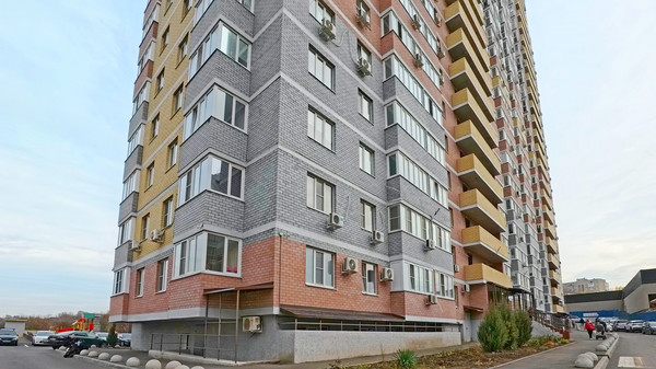 Продам двухкомнатную (2-комн.) квартиру, Заводская ул, 35, Ростов-на-Дону г