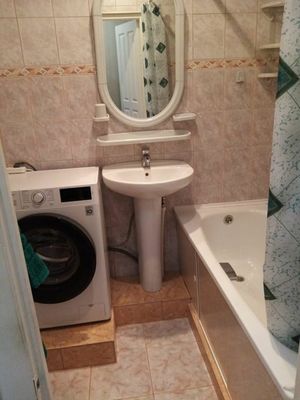 Сдам двухкомнатную (2-комн.) квартиру, Парковая ул, 9, Южноуральск г
