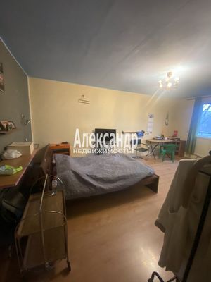Продам однокомнатную (1-комн.) квартиру, Искровский пр-кт, д. 1, Санкт-Петербург г