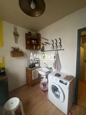Продам однокомнатную (1-комн.) квартиру, Искровский пр-кт, д. 1, Санкт-Петербург г