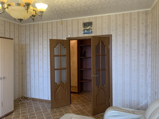 Продам двухкомнатную (2-комн.) квартиру, Воинов-Интернационалистов ул, 15, Люберцы г