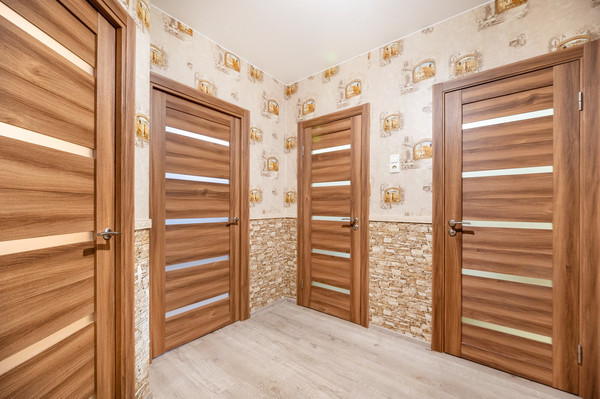 Продам двухкомнатную (2-комн.) квартиру, Петровский б-р, 14к4, Мурино п