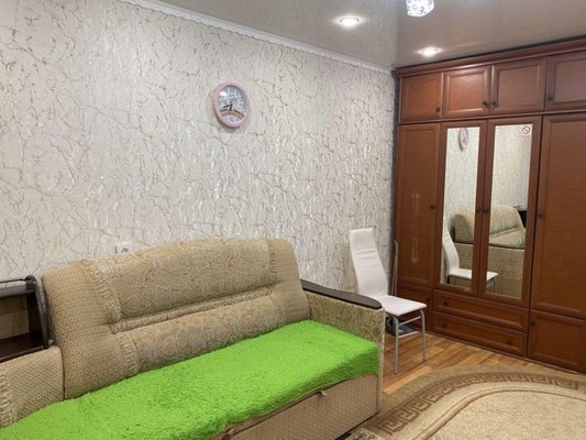 Сдам двухкомнатную (2-комн.) квартиру, Санаторская ул, 5, Тайцы гп