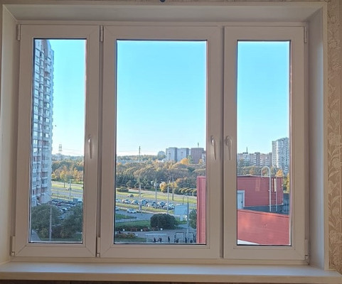 Продам двухкомнатную (2-комн.) квартиру, Индустриальный пр-кт, 17к3, Санкт-Петербург г