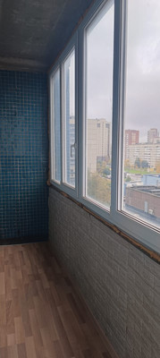 Продам двухкомнатную (2-комн.) квартиру, Индустриальный пр-кт, 17к3, Санкт-Петербург г