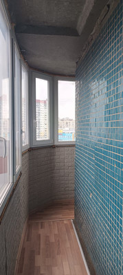 Продам двухкомнатную (2-комн.) квартиру, Индустриальный пр-кт, 17к3, Санкт-Петербург г