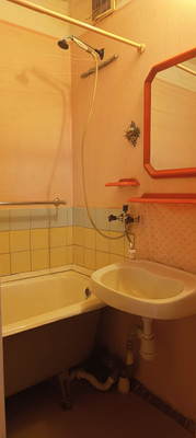 Продам двухкомнатную (2-комн.) квартиру, Индустриальный пр-кт, 17к3, Санкт-Петербург г