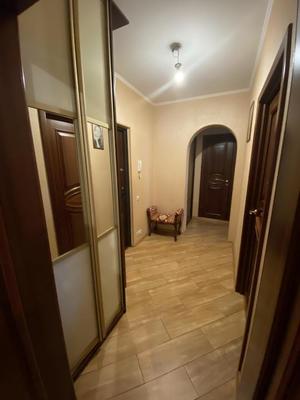 Сдам двухкомнатную (2-комн.) квартиру, 8 кв-л, 4, Железногорск-Илимский г