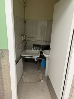 Продам коммерческое помещение 519 м2, Орджоникидзе ул, 1, Москва г