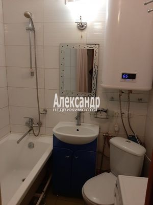 Продам однокомнатную (1-комн.) квартиру, Ленина ул, 5А, Лахденпохья г