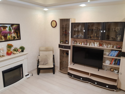 Продам трехкомнатную (3-комн.) квартиру, Юности ул, 53, Нижний Тагил г