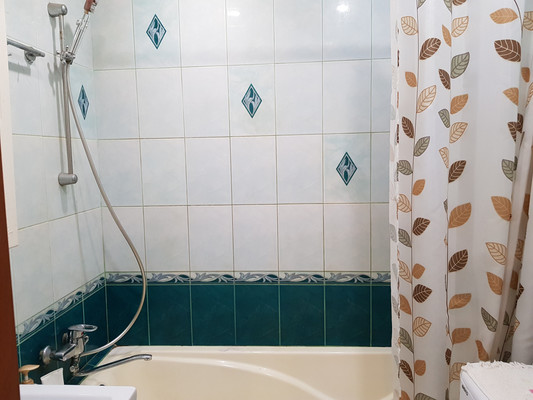 Продам трехкомнатную (3-комн.) квартиру, Юности ул, 53, Нижний Тагил г