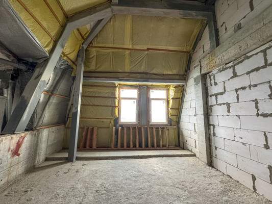 Продам трехкомнатную (3-комн.) квартиру, Прибрежная ул, 1а, Кореиз пгт